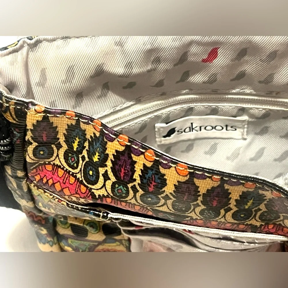 Sakroots Multicolor Crossbody Bag w Snap closure Adjustable Straps Purse - Picture 11 of 16